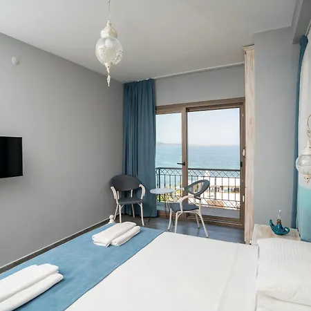 Couette-café Cunda Mira Butik Ayvalı